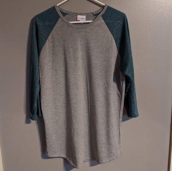 Lularoe Randy Shirt - Picture 3 of 4